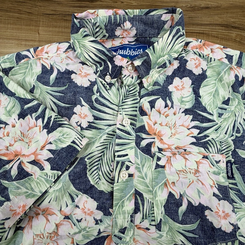 Chubbies Shirt Mens Small Blue Floral Short Sleeve Button Up Cotton Spandex